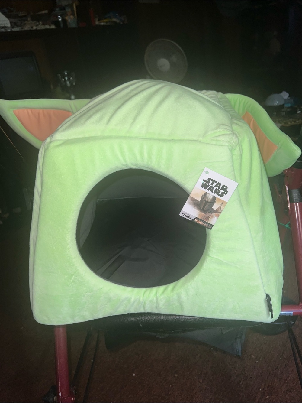 Star Wars Kids Yoda-Themed Plush pet tent bed